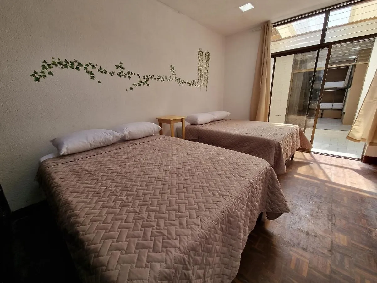 גואטמלה Central Hostel Zona 10 0*,