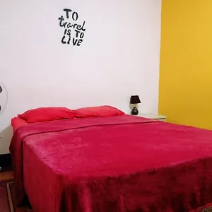 Bed & Breakfast 4 Grados, Guatemala City